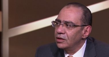 حصاد الوزارات.. "الصحة" تكشف وجود 3 سلالات لفيروس كورونا فى مصر