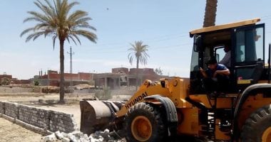 إزالة 5 حالات تعدى على أرضى زراعية بالصالحية القديمة فى الشرقية 
