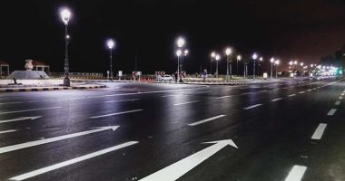 صور.. تخطيط وتجميل كورنيش الإسكندرية بالتزامن مع الحظر 