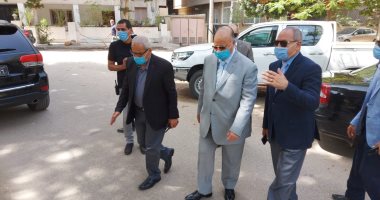 محافظ القاهرة يتابع أعمال تطوير المحاور المرورية شرق العاصمة.. صور