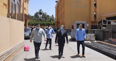 نائب محافظ الأقصر يتابع العمل داخل مستشفى الأقصر العام وخدمة مصابى كورونا
