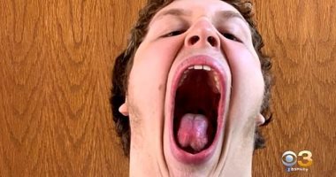 أمريكى يدخل موسوعة جينيس بأكبر تجويف فم فى العالم.. صور