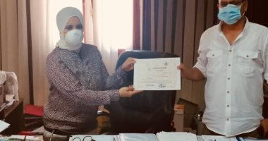 مدير مكتب السياحة بالبحر الأحمر : سلمنا 72 فندق سياحى شهادات استقبال سياح 