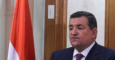 أسامة هيكل فى البرلمان لتهنئة رؤساء الهيئات الإعلامية.. وعبدالعال يسمح له بإلقاء كلمة