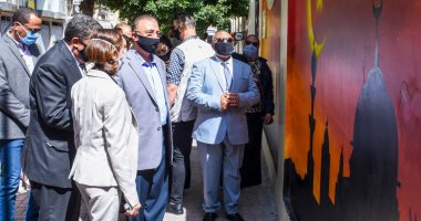 محافظ الإسكندرية يتفقد أعمال "مبادرة إسكندرية أجمل بطلابها"