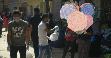 شباب قرية دروه بأشمون ينظمون حملات للتوعية وتوزيع الكمامات بالجهود الذاتية