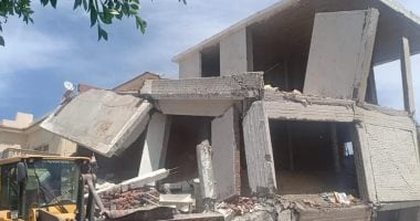 صور .. تنفيذ 14 قرار إزالة تعدى على أراضى الدولة فى 3 أحياء بالإسكندرية