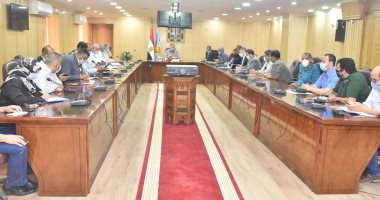 محافظ أسيوط يترأس اجتماع مناقشة الخطة الاستثمارية الجديدة 2020/2021