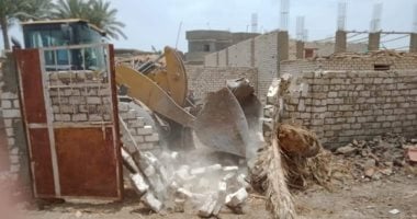 محافظ الفيوم: إزالة 767 حالة تعدي على الأراضى الزراعية وأملاك الدولة
