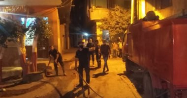 الحماية المدنية بالقليوبية تسيطر على حريق منزل بطوخ.. صور