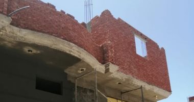صور.. تنفيذ قرارات الإزالة للبناء المخالف فى 3 أحياء بالإسكندرية