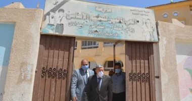 محافظ المنيا يتفقد لجان امتحانات الثانوية العامة لمتابعة كافة التجهيزات