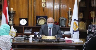 محافظ قنا يستقبل المواطنين لبحث شكواهم وفق تطبيق سياسة الباب المفتوح