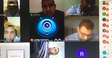مركز تنمية قدرات أعضاء هيئة التدريس بجامعة سوهاج يختتم دورته التدريبية الاولي "On line"