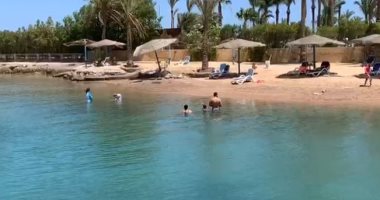 القارئة هيلن عبد الحميد تكتب: سيناريو الأزمات فى القطاع السياحى