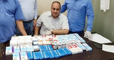 جمارك مطار سوهاج تضبط محاولة تهريب كمية من الأدوية البشرية.. صور