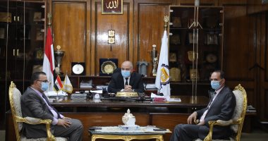 محافظ قنا: وصول 65 بوابة تعقيم لوضعها أمام لجان امتحانات الثانوية العامة