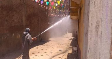 مياه المنوفية: الدفع بـنافوري لتطهير قرية كفور الرمل بقويسنا لمواجهة كورونا