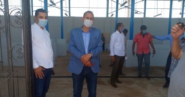 رئيس جامعة أسوان يتفقد مزرعة الإنتاج الحيوانى والداجنى بمركز نصر النوبة.. صور