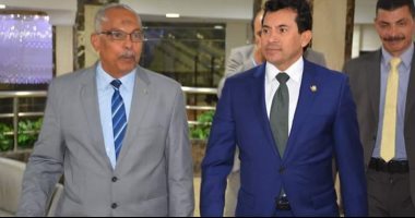 وزارة الرياضة تجدد الثقة فى مدير المركز الأولمبى لمدة عام