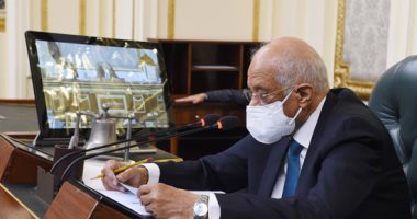 على عبد العال يعزى رئيس لجنة الدفاع والأمن القومى بالبرلمان فى وفاة حرمه