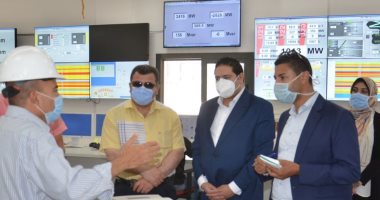نائب محافظ بنى سويف يصطحب شباب مبادرة تأهيل وتمكين لتفقد محطة الكهرباء 
