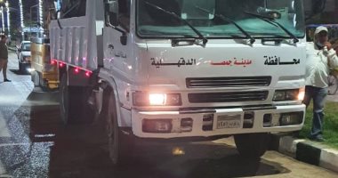 محافظ الدقهلية: تشغيل السيارات المكنسية فى كل الشوارع والميادين