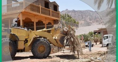 صور.. استكمال أعمال حملة نظافة الشواطئ بنويبع لليوم الثالث على التوالي