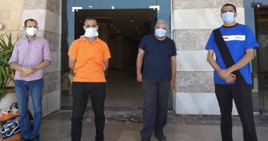 خروج حالتين من نزل الشباب بالطود عقب شفاؤهم من فيروس كورونا