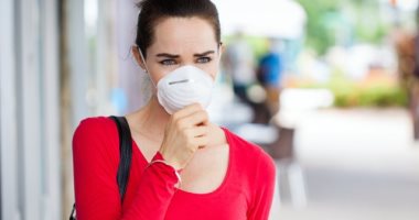 علماء: ارتداء الكمامة يقلل خطر الإصابة بكورونا بنسبة 65%