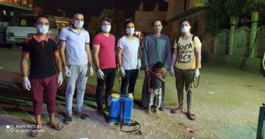للوقاية من كورونا.. تطهير قرية غمازة الصغرى بالجهود الذاتية فى الجيزة