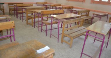 شاهد.. اللمسات النهائية للجان الثانوية العامة بالأقصر قبل انطلاق الماراثون