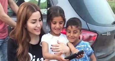 في يومهم العالمي.. نسرين طافش تزور مخيم اللاجئين السوريين في لبنان.. صور