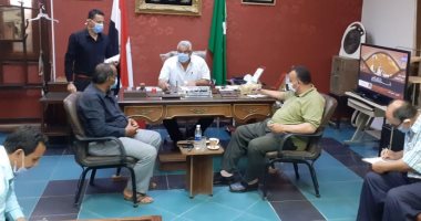 رئيس مركز الزقازيق يناقش استعدادات المدينة لامتحانات الثانوية العامة