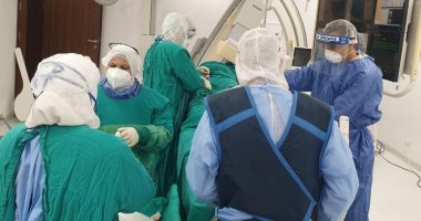 الرعاية الصحية تعلن نجاح أول عملية قسطرة علاجية لقلب مريضة مصابة كورونا