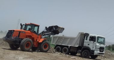 صور.. رفع 24 طن مخلفات وقمامة بالقرى ووسط مدينة الزينية بحملات نظافة