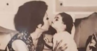أيام الزمن الجميل.. 5 صور نادرة للفنانة رجاء الجداوى برفقة ابنتها أميرة مختار