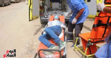 صور.. امتحانات الثانوية الأزهرية: نقل طالب لمستشفى العزل للاشتباه فى إصابته بكورونا