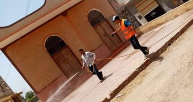 صور.. حملات لتعقيم وتطهير المدارس والمصالح الحكومية بكفر الشيخ