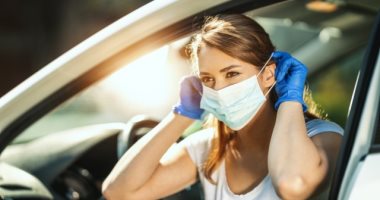 Wear 2 care .. حملة المجلس العالمى للسفر والسياحة للالتزام بارتداء الكمامة