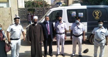 صور ..رئيس المنطقة الأزهرية بالإسكندرية يتابع سير امتحانات الديناميكا 