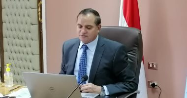 رئيس جامعة سوهاج: امتحانات الفرق النهائية فى موعدها 