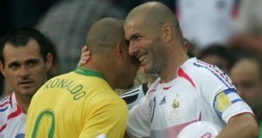 رونالدو يهنئ زيدان بعيد ميلاده بصور تجمعهما داخل الملعب