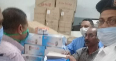 اللجنة الدائمة لإدارة أزمة كورونا بالسويس تتفقد مخازن مديرية الصحة.. صور
