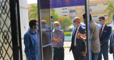 طلاب هندسة الزقازيق يبتكرون بوابة تعقيم متميزة لمواجهة فيروس كورونا