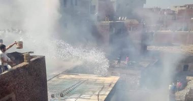 رئيس مدينة مشتول السوق يتفقد موقع حريق مصنع ويطمئن على المصابين الأربعة