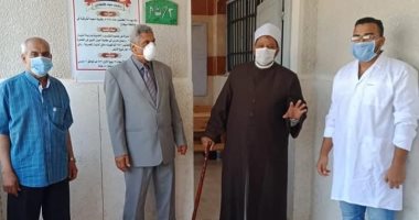 رئيس منطقة البحر الأحمر الأزهرية يتفقد امتحانات الثانوية بمدينة القصير ..صور 