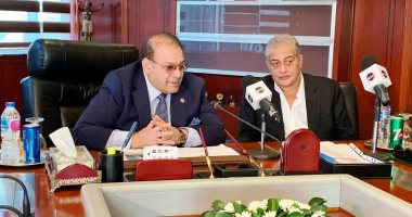 د. حسن راتب يعلن انضمام الإعلامي أسامة كمال لأسرة شبكة تليفزيون "المحور"