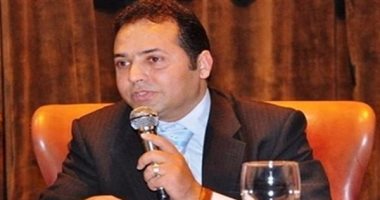رئيس شعبة الاتصالات يكشف موعد وقف طباعة كروت الشحن البلاستيكية 