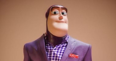 محمد الحلوانى فنان مصرى يصمم شخصيات كارتونية بأجسام بشر حقيقيين.. "سوبر ماريو" يظهر بعضلات.. بطوط يتحول لنجم فى عالم الأزياء.. سيمبسون يرفع الأثقال.. وأميرة ديزنى "لابسة على الموضة".. ومايكل أنجلو "بقى شاب روش"